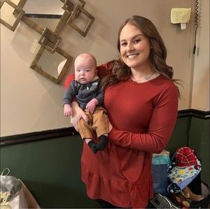 Meet your Posher, Danielle